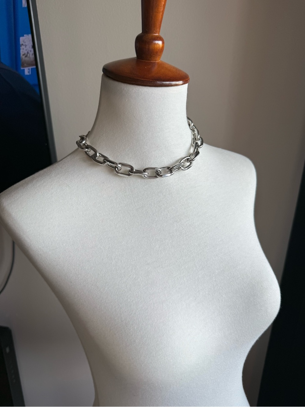 Sterling-Style Chunky Silver Chain Choker Necklace - Modern Women Jewelry